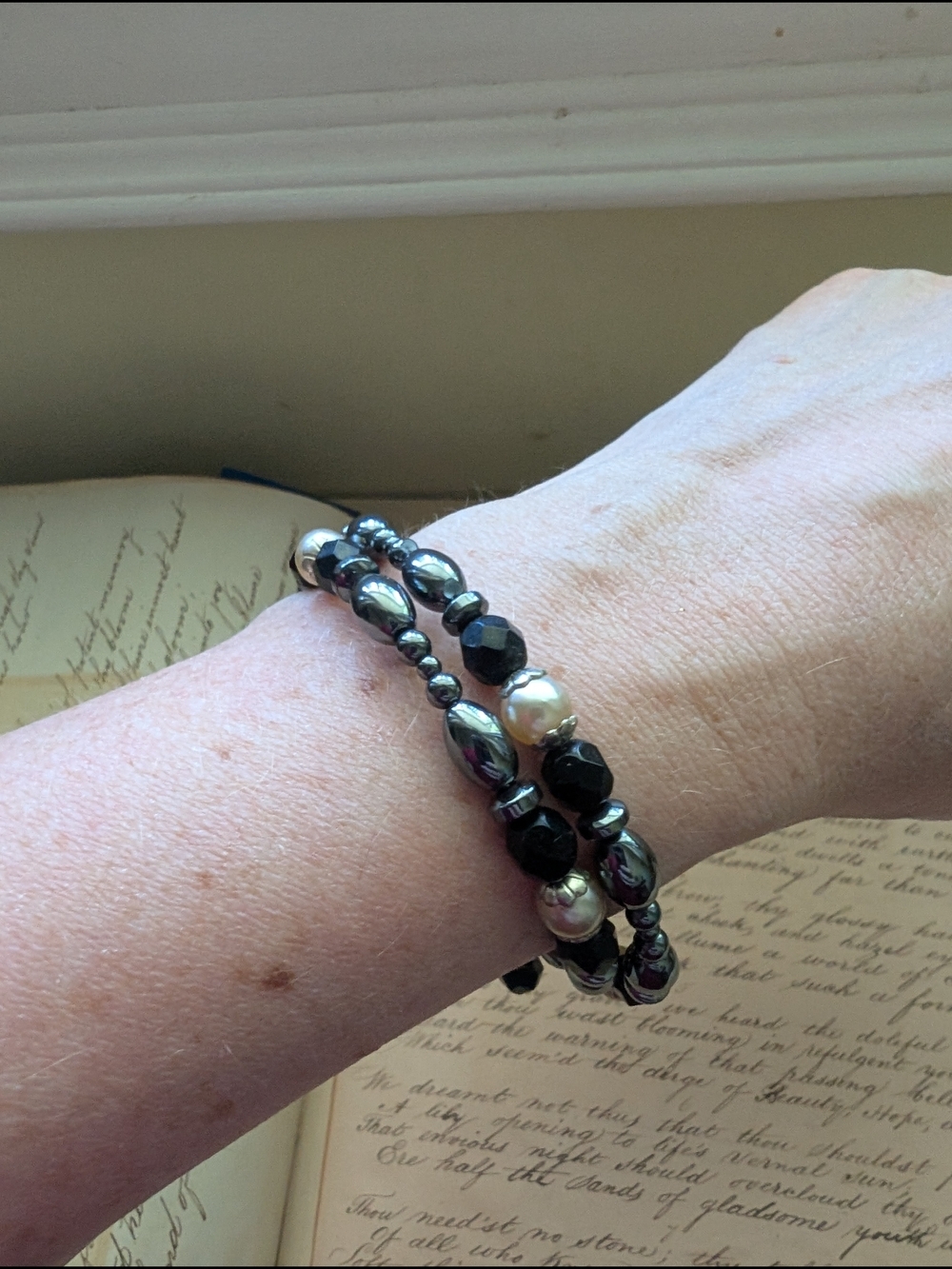 Black Hematite and Pearl Bracelet Set - Women